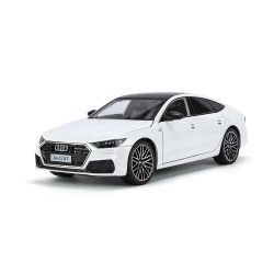 Метална кола Audi A7 1:24 – бял с панорамен покрив, Без опаковка