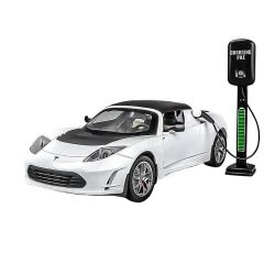 Метална кола Tesla Roadster 1:24 с зарядна станция, бяла