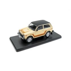Метална кола Lada Niva 5000 1:24, бежова – White Box