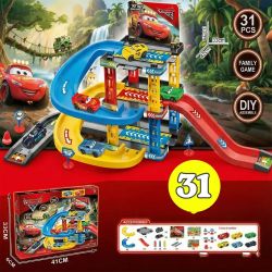 Детска писта Cars Маккуин с многоетажен паркинг и 3 колички, 31 части