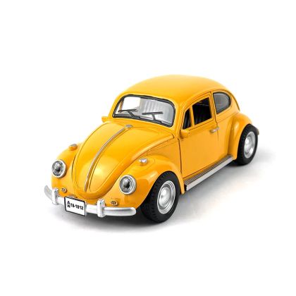 Метален Volkswagen Beetle 1:24, Жълт, със звук, светлини и pull-back, Без опаковка