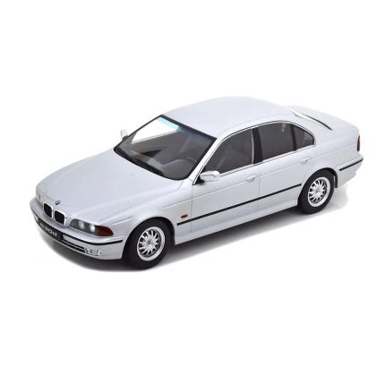 Метална кола BMW 530d E39 Sedan, 1995, KK Scale, 1:18, сребрист