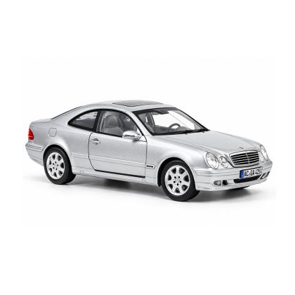 Метална кола Mercedes-Benz CLK-Class Coupe 2000, 1:18, сребриста – Norev