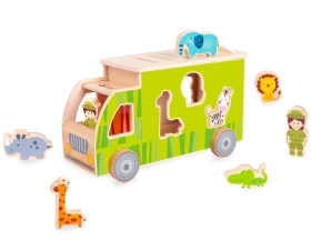 Дървено камионче - сортер с животни - зелен