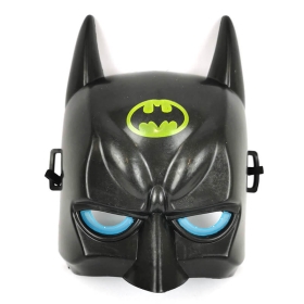 Фигура с маска Батман, със светлини и звуци
