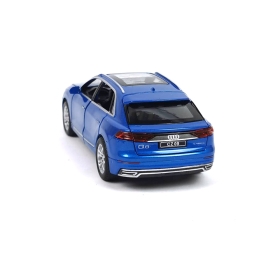 Метален джип Audi Q8, Със светлини и звуци, Син, Без опаковка