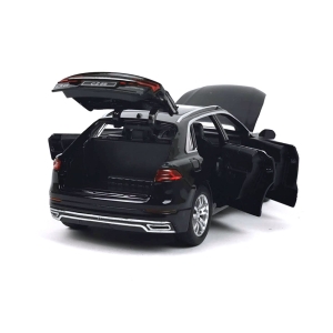 Метален джип Audi Q8, Със светлини и звуци, Черен, Без опаковка, 20х9x7см