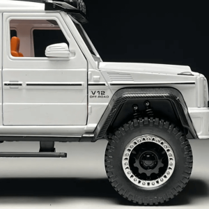 Метален автомобил Mercedes-benz G63 AMG 6×6, С отварящи се врати, Бял, Без опаковка