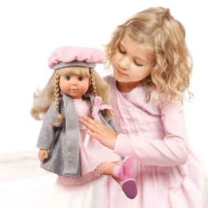 Кукла Мария, Пееща и говореща, С сиво палто