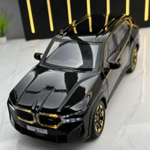 Метален джип BMW XM, С пушек, 1:24, Черен, Без опаковка