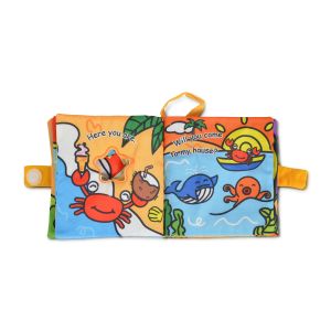Мека книжка с играчка Crab 2103071