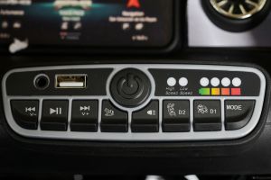 Акумулаторна кола Mercedes-AMG CLA 45 черен-металик