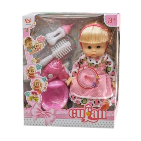 Кукла с розова рокля и аксесоари