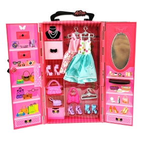 Комплект кукла с гардероб и аксесоари, Alisa