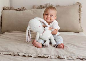 Мека играчка за гушкане Bunny бял 81970