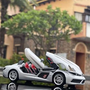 Метална количка Mercedes SLR, Със светлини и звуци, Бял