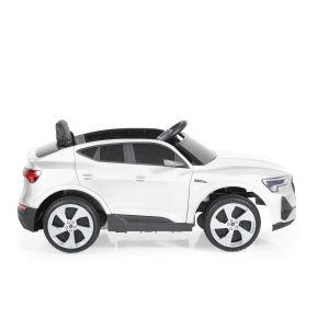 Акумулаторен джип Audi Sportback бял