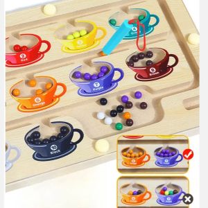 Дървена магнитна дъска – игра за цветове и координация с топчета, лабиринт