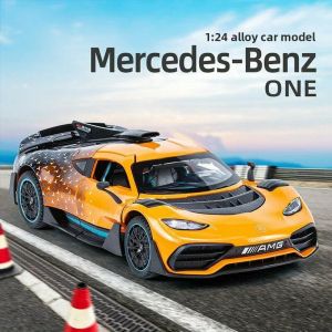 Метална кола Mercedes-AMG One Hypercar – 1:18, оранжева, Без опаковка