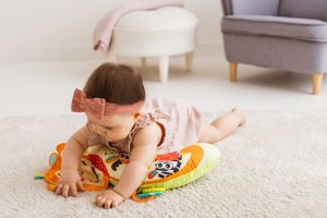 Бебешка възглавница за активна гимнастика Monkey 82824