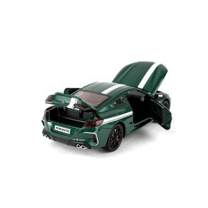 Метална кола BMW M8 Competition 1:24 – зелен със спортни линии, Без опаковка