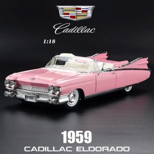 Метален модел Cadillac Eldorado Cabriolet 1:24 – розов ретро, Без опаковка