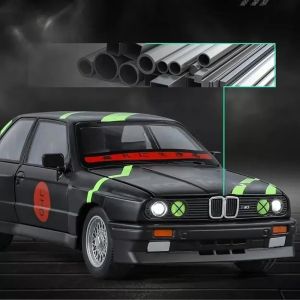 Метална кола BMW M3 E30 1:24 състезателен дизайн, черен, без опаковка