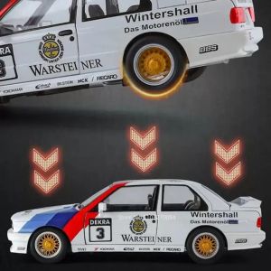 Метална кола BMW M3 E30 1:24 състезателен дизайн, бял, без опаковка