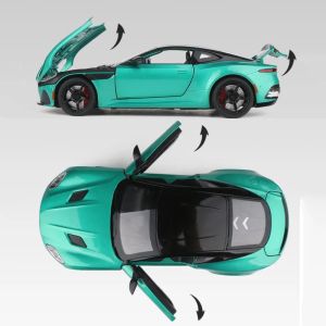 Метален автомобил Aston Martin DBS Superleggera, Die-Cast модел, 1:24, Зелен, Без опаковка