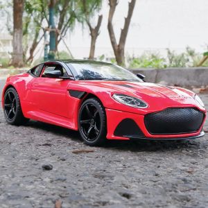 Метален автомобил Aston Martin DBS Superleggera, Die-Cast модел, 1:24, Червен, Без опаковка