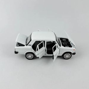 Метална кола Lada 2107, Мащаб 1:18, Бяла, Без опаковка