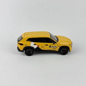 Метална кола BMW XM Taxi 1:24, Жълта, Без опаковка
