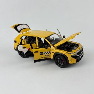 Метална кола BMW XM Taxi 1:24, Жълта, Без опаковка