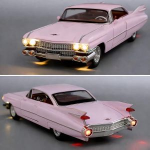 Метален автомобил Cadillac Eldorado 1959, 1:24, Звук и светлини, Отварящи се врати, Без индивидуална опаковка, Розов