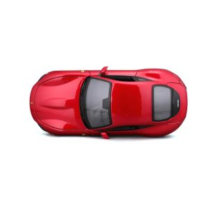 Метален автомобил Bburago Ferrari Roma 1:24, червен