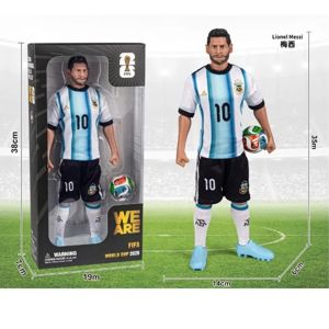 Фигура Lionel Messi с футболна топка, 35 см
