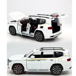 Метален джип Toyota Land Cruiser LC300, 1:24, Бял, Без индивидуална опаковка