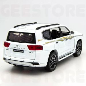 Метален джип Toyota Land Cruiser LC300, 1:24, Бял, Без индивидуална опаковка