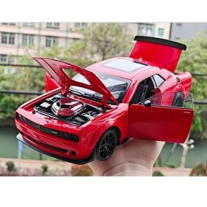 Метална кола Dodge Challenger SRT Hellcat Widebody 1:18, Червена, Без индивидуална опаковка