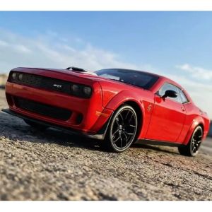 Метална кола Dodge Challenger SRT Hellcat Widebody 1:18, Червена, Без индивидуална опаковка