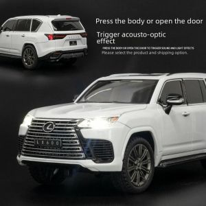 Метална кола Lexus LX600 1:24, Бял, Светлини и звук, Без индивидуална опаковка