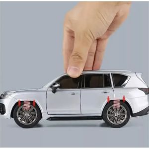 Метална кола Lexus LX600 1:24, Сребриста, Светлини и звук, Без индивидуална опаковка