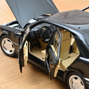 Метална кола Mercedes-Benz C36 AMG Norev 1:18, Obsidian Black Metallic, 1993