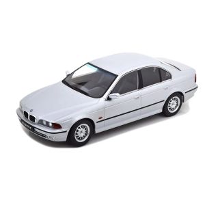 Метална кола BMW 530d E39 Sedan, 1995, KK Scale, 1:18, сребрист