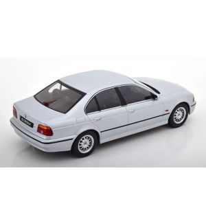 Метална кола BMW 530d E39 Sedan, 1995, KK Scale, 1:18, сребрист