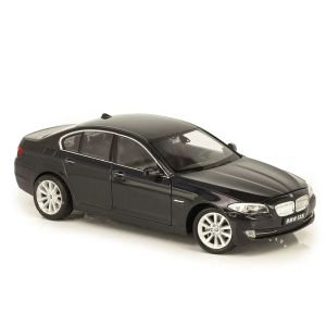 Метална кола BMW 535i F10, 1:24, Welly, черна