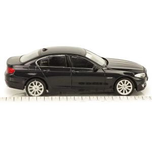 Метална кола BMW 535i F10, 1:24, Welly, черна