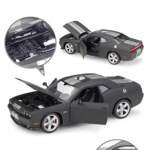 Метална кола Dodge Challenger SRT 2012, 1:24, Черна, Welly 