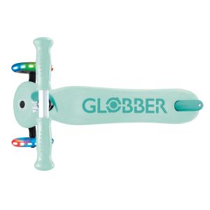 Детска тротинетка с 3 светещи колела GLOBBER PRIMO PLUS LIGHTS, мента