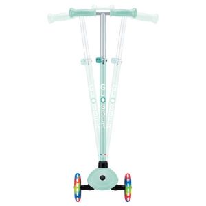 Детска тротинетка с 3 светещи колела GLOBBER PRIMO PLUS LIGHTS, мента